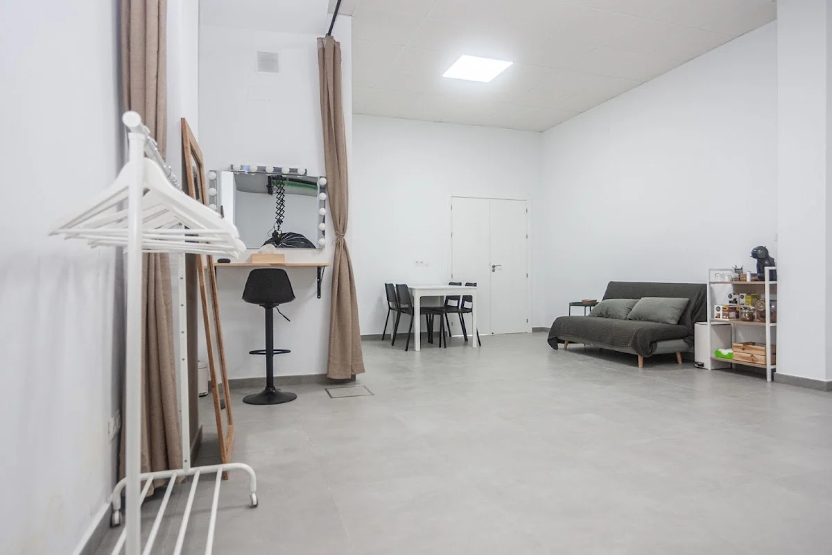ESTUDIO ALISIOS | Alquiler Estudio Fotográfico en Sevilla - Ciclorama